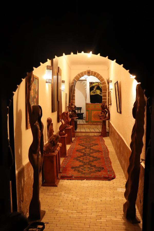 Hotel Dar El Qdima 에사우이라 외부 사진