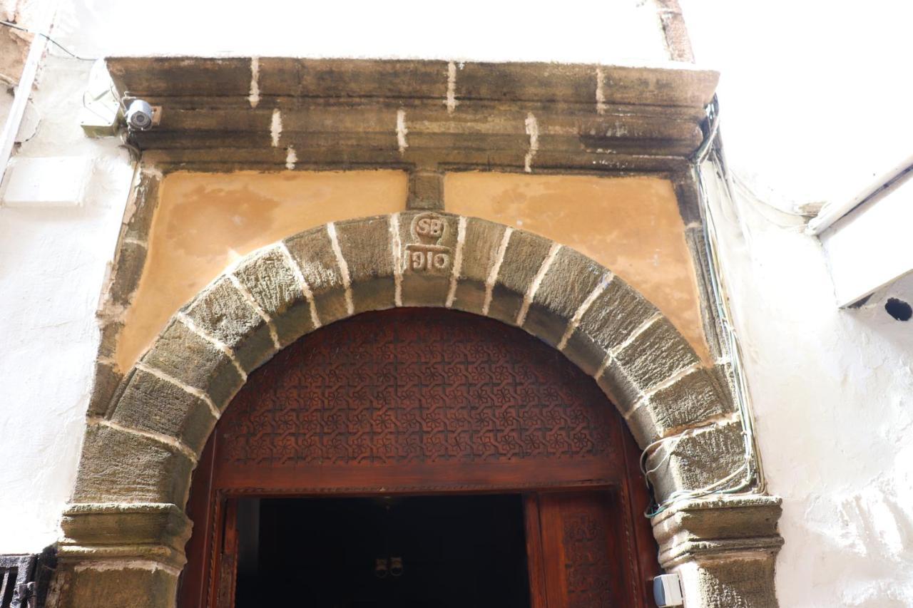 Hotel Dar El Qdima 에사우이라 외부 사진