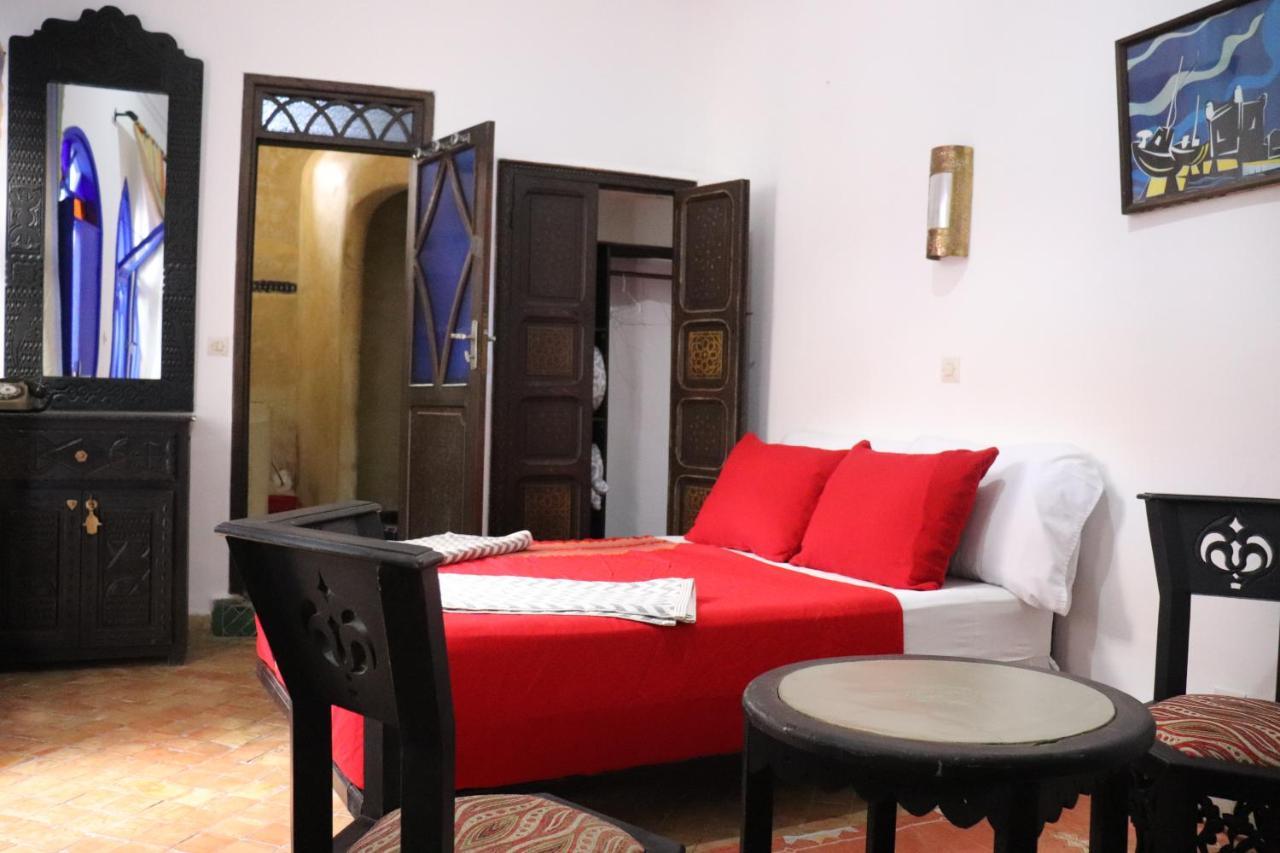 Hotel Dar El Qdima 에사우이라 외부 사진