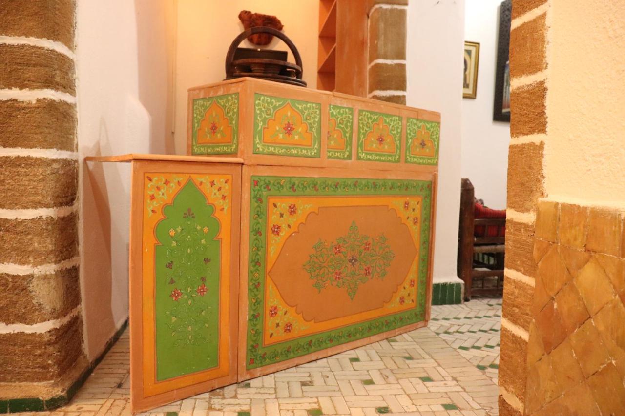 Hotel Dar El Qdima 에사우이라 외부 사진