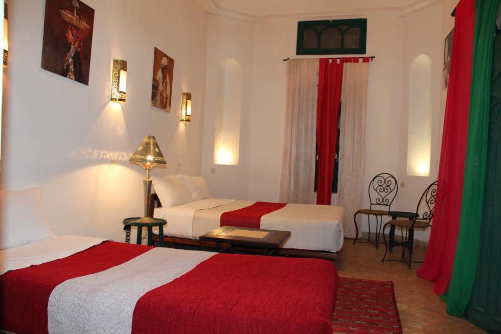 Hotel Dar El Qdima 에사우이라 외부 사진