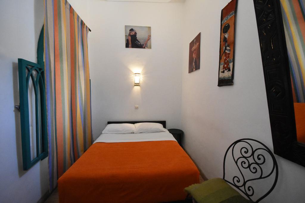 Hotel Dar El Qdima 에사우이라 외부 사진