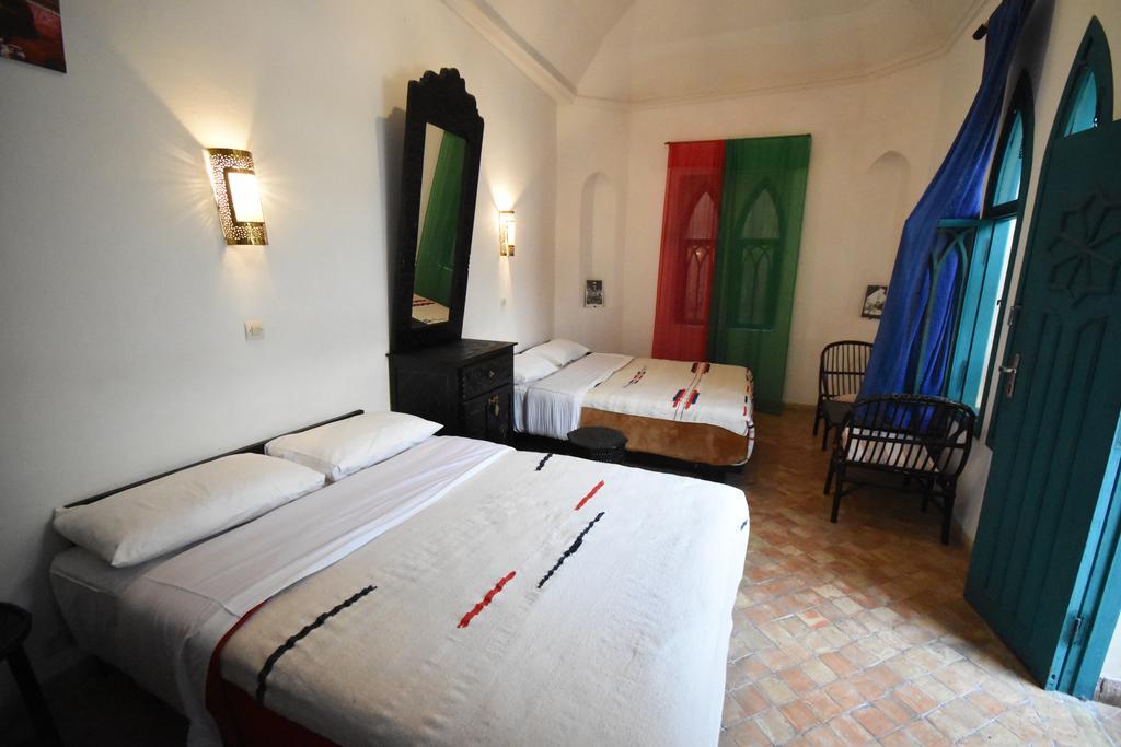 Hotel Dar El Qdima 에사우이라 외부 사진