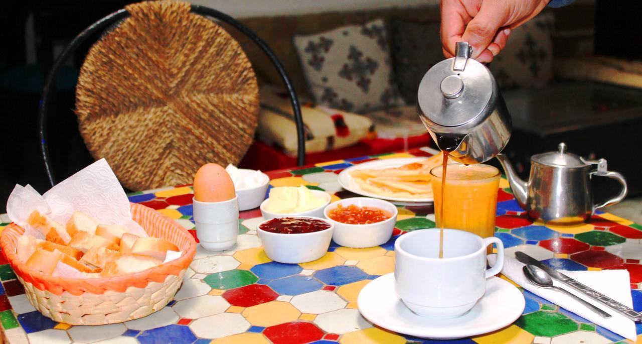 Hotel Dar El Qdima 에사우이라 외부 사진